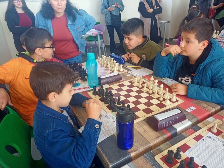 Çanakkale Geçilmez Satranç Turnuvası Manavgat’ta başladı