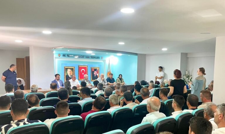 Ak Parti Manavgat’ta Bayramlaştı