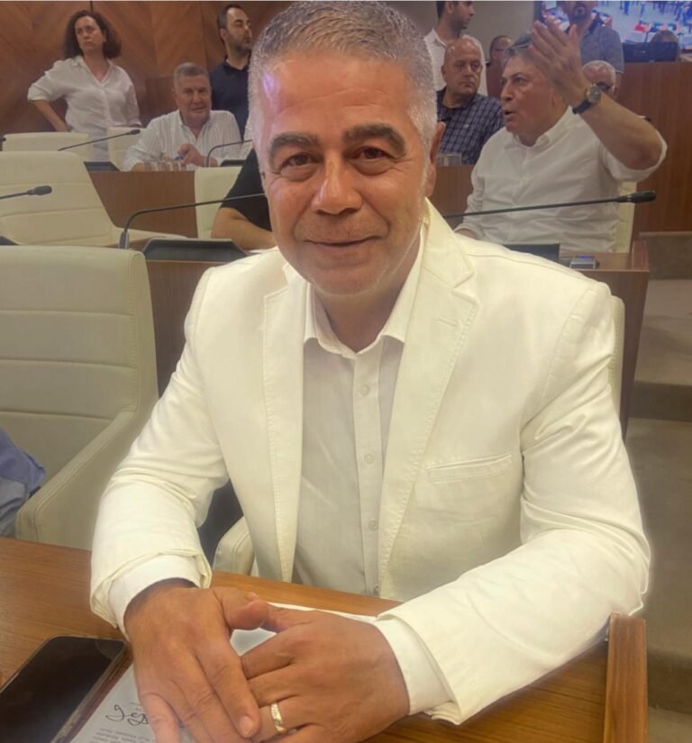 Belediye Meclis Üyesi İş İnsanı Süleyman Öz; “Belediyecilik Şeffaflık ve Dürüstlük İster”