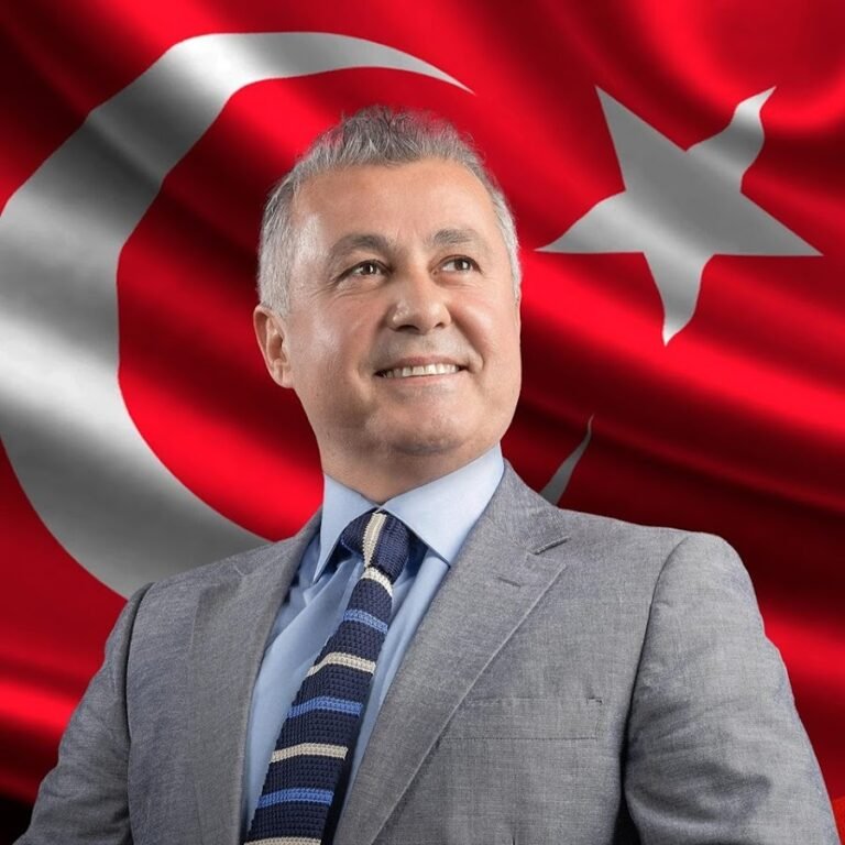 Şükrü Sözen CHP’den İstifa Etti