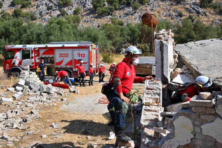Antalya’da kapsamlı deprem tatbikatı yapıldı