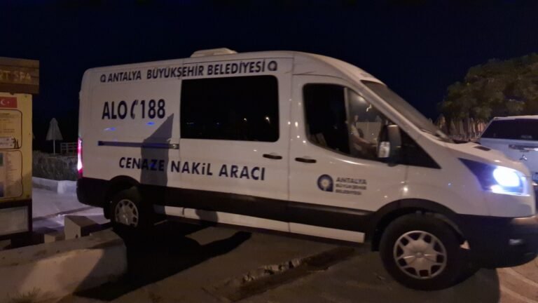 Sahilde erkek cesedi bulundu