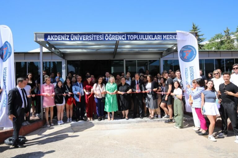 En İyilerin Tercihi Akdeniz Üniversitesi