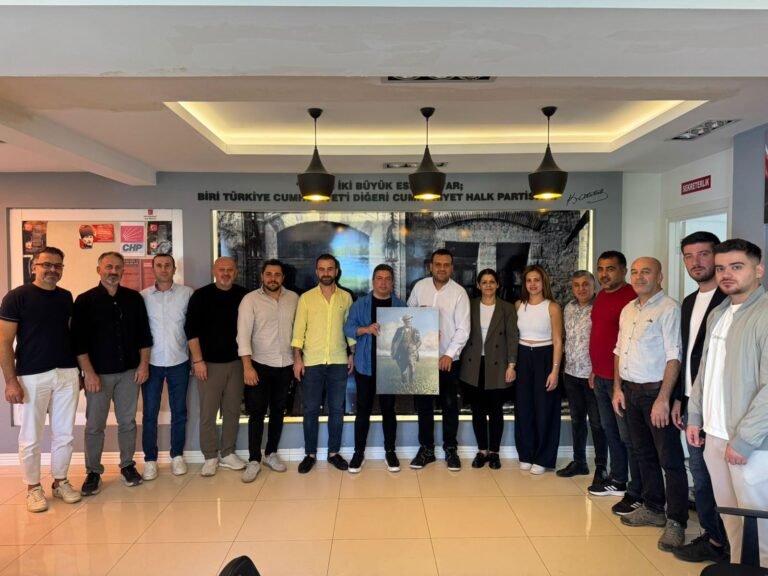 Muz Üreticilerinden CHP’ye Ziyaret