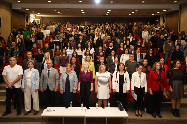 Boşanma ve Kadına Karşı Şiddet Paneli Düzenlendi