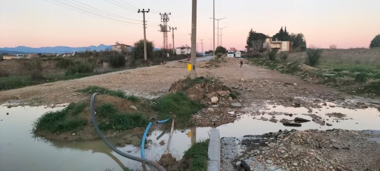 Manavgat’ta Turizm Yolu Çilesi; Mahalleli İsyan Etti