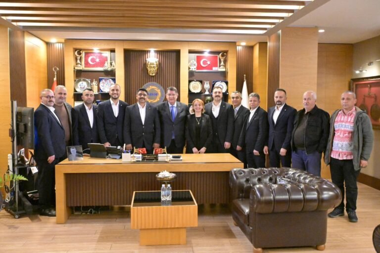 Manavgat Esnafında Abdullah Doru Dönemi: “Günde 24 Saat Yetmiyor!”