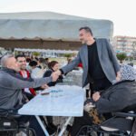 Çiçek, Iftar Sofralarında Vatandaşlarla Buluştu