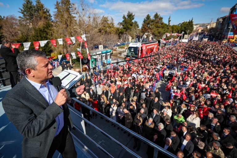 Çiçek: “Hukukun Üstünlüğünü ve Sosyal Adaleti Savunmaya Devam Edeceğiz”