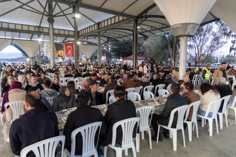 Başkan Vekili Çiçek: “Sofralarımızın Bereketi Daim Olsun”