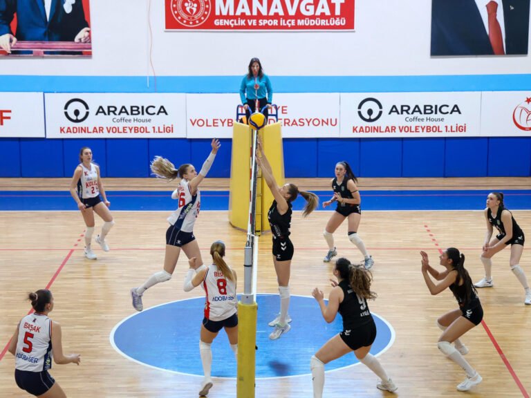 Manavgat’ın Sultanları Sezonu Taraftarlarıyla Noktaladı