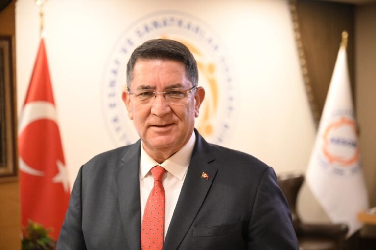 ADLIHAN DERE’DEN SERT YANIT: “GÜNEŞ BALÇIKLA SIVANMAZ!”