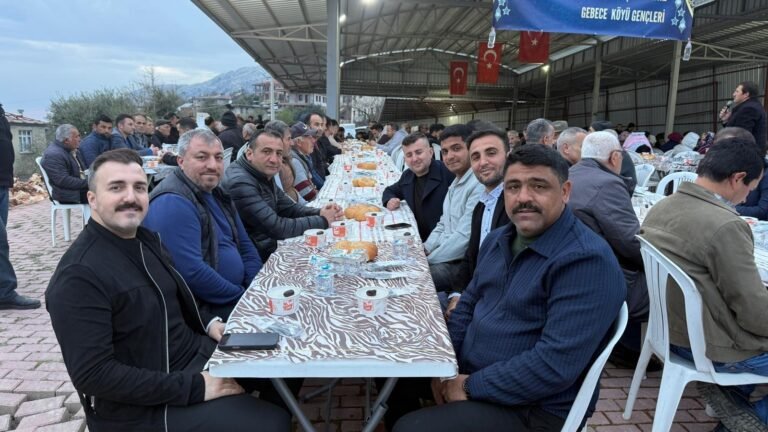 “Ankara Bürokrasisinin Kalesi Gebece, Dev İftar Sofrasında Buluştu!”