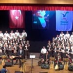 MANAVGAT’TA TÜRKÜ ŞÖLENİ:                                    SÜMER EZGÜ EZGİLERİYLE YAZA MERHABA!