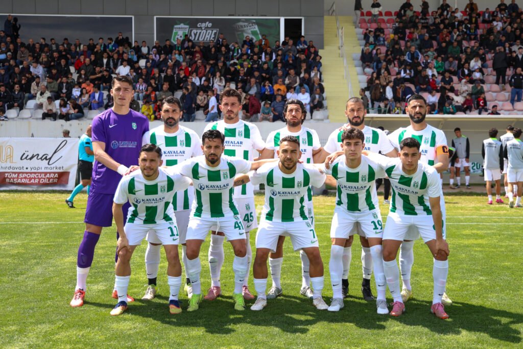 MANAVGAT BELEDİYESPOR ŞAMPİYONLUK YÜRÜYÜŞÜNÜ SÜRDÜRÜYOR: TEK GOL, ÜÇ PUAN!