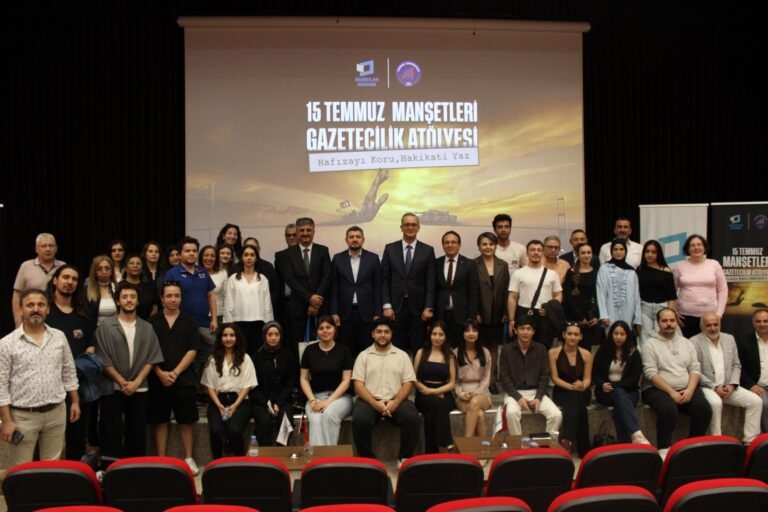 Akdeniz Üniversitesi 15 Temmuz Manşetleri Gazetecilik Atölyesi’nin İlk Ev Sahibi Oldu