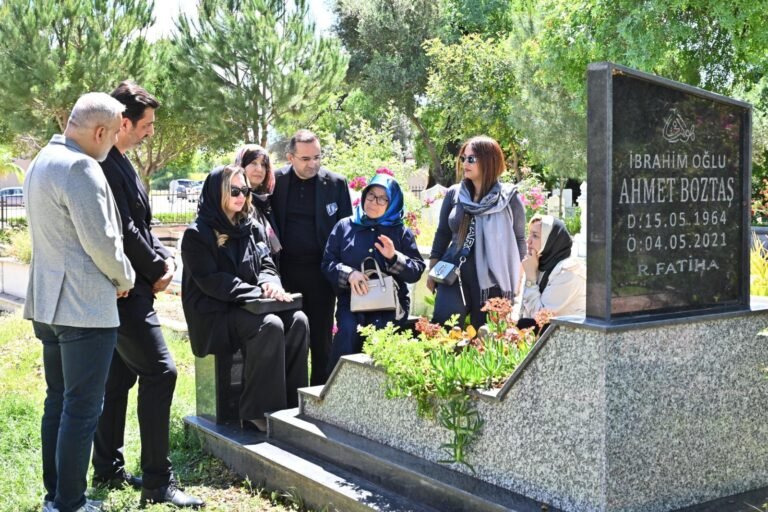 “Manavgat Ahmet Boztaş’ı Unutmadı: Mezarı Başında Dualarla Anıldı”