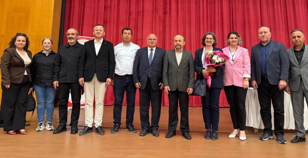 Eğitim Camiası AKM’ye Akın Etti:                     “Öğretmenlik Sadece Bir Görev Değil, Gelecektir”