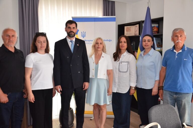 82 Yıllık Acı Antalya’da Yeniden Yankılandı:                                  Kırım Tatarlarının Bitmeyen Mücadelesi
