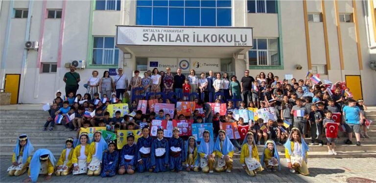 Manavgat’ta Uluslararası Eğitim ve Sürdürülebilirlik Buluşması: Sarılar İlkokulu Erasmus+ Projesine Ev Sahipliği Yaptı