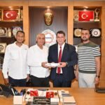 ESNAFIN ZİRVESİNE MANAVGAT DAMGASI!                   Başkan Salim Aksoy ve Ekibinden Isparta ile Antalya’ya Çıkarma