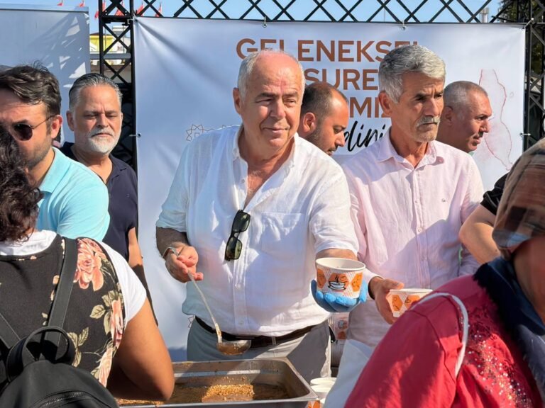 Manavgat’ta Bereket Günü: AK Parti’den Binlerce Kişiye Aşure İkramı