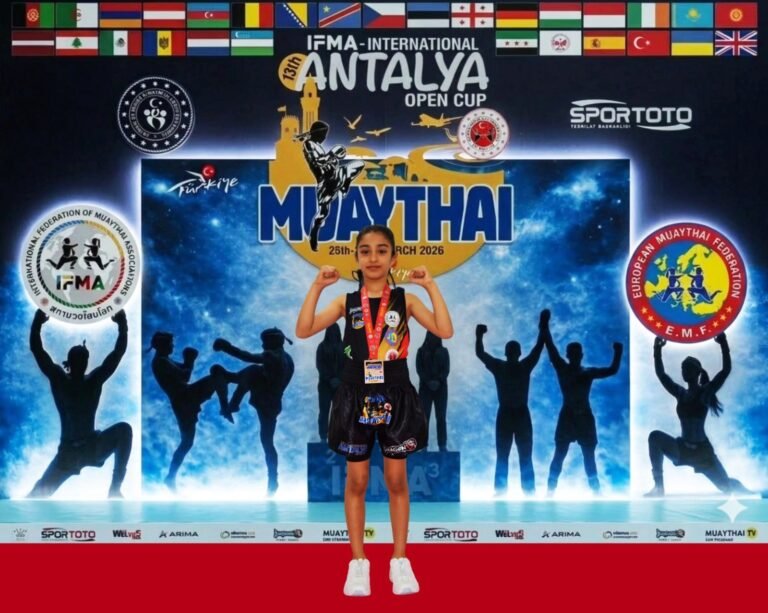 MANAVGAT’TA BİR KÜÇÜK DEV: ŞAMPİYON ZEYNEP DÜNYAYI DİZE GETİRDİ!