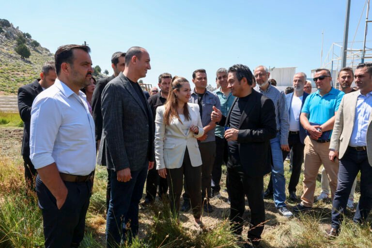 Feslikan Er Meydanı güreşlere hazırlanıyor