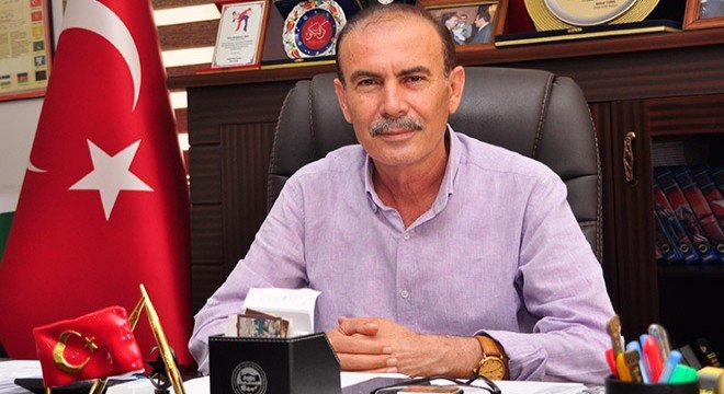 Ünal’dan Taksici Esnafına Anlamlı Kutlama: “Şehir Hayatının Vazgeçilmez Parçası”