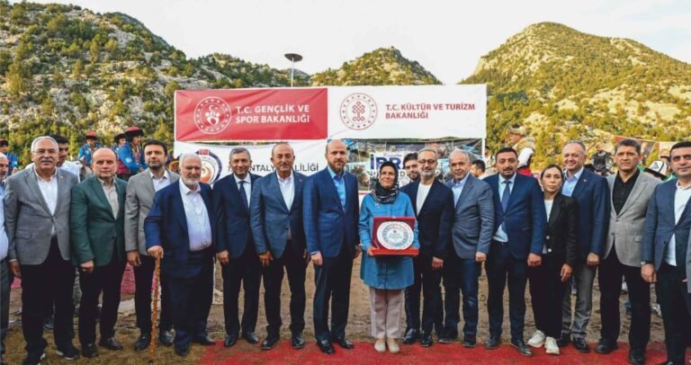 BAŞKAN HATİCE SEKMEN’DEN TARİHİ EV SAHİPLİĞİ                                                                                                       ATA SPORU KÖKBÖRÜ ANADOLU İLE BULUŞTU!