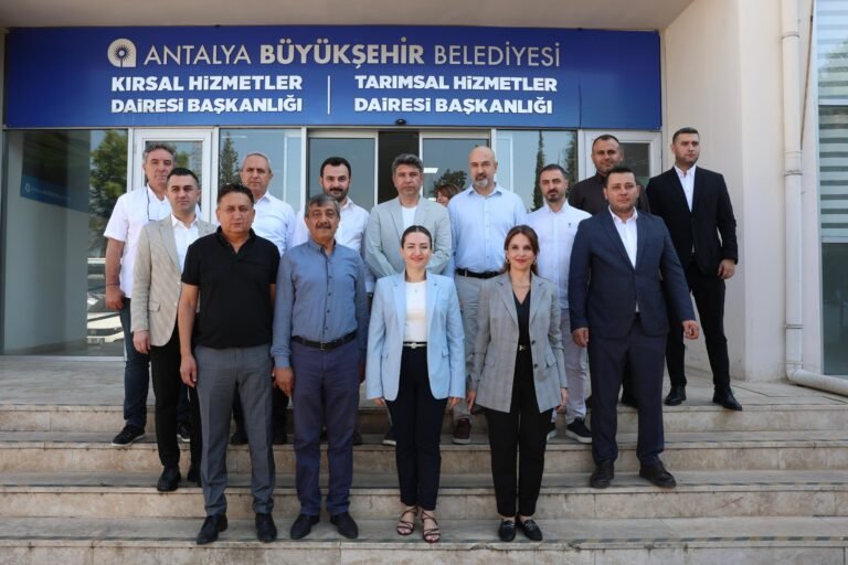 Özdemir, “Aşevimizdeki emek binlerce sofraya ulaşıyor”