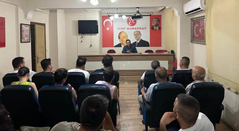 MHP Manavgat’ta Geleceğin Yol Haritası Belirlendi